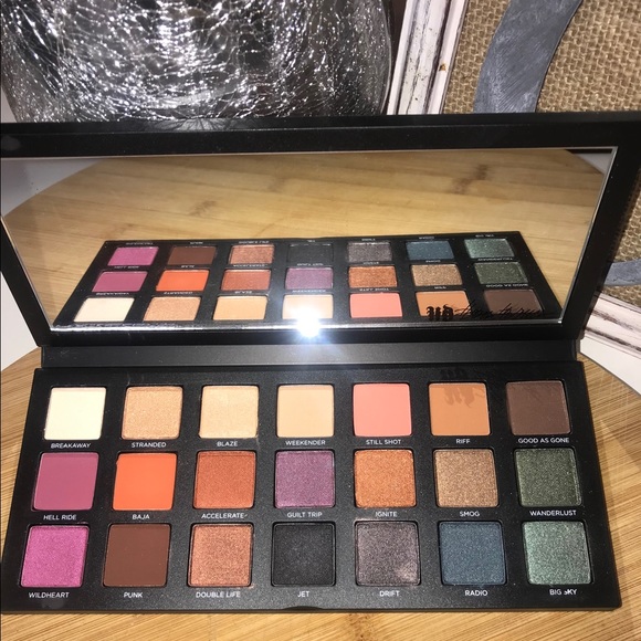 Urban Decay Other - Urban Decay Born to Run palette